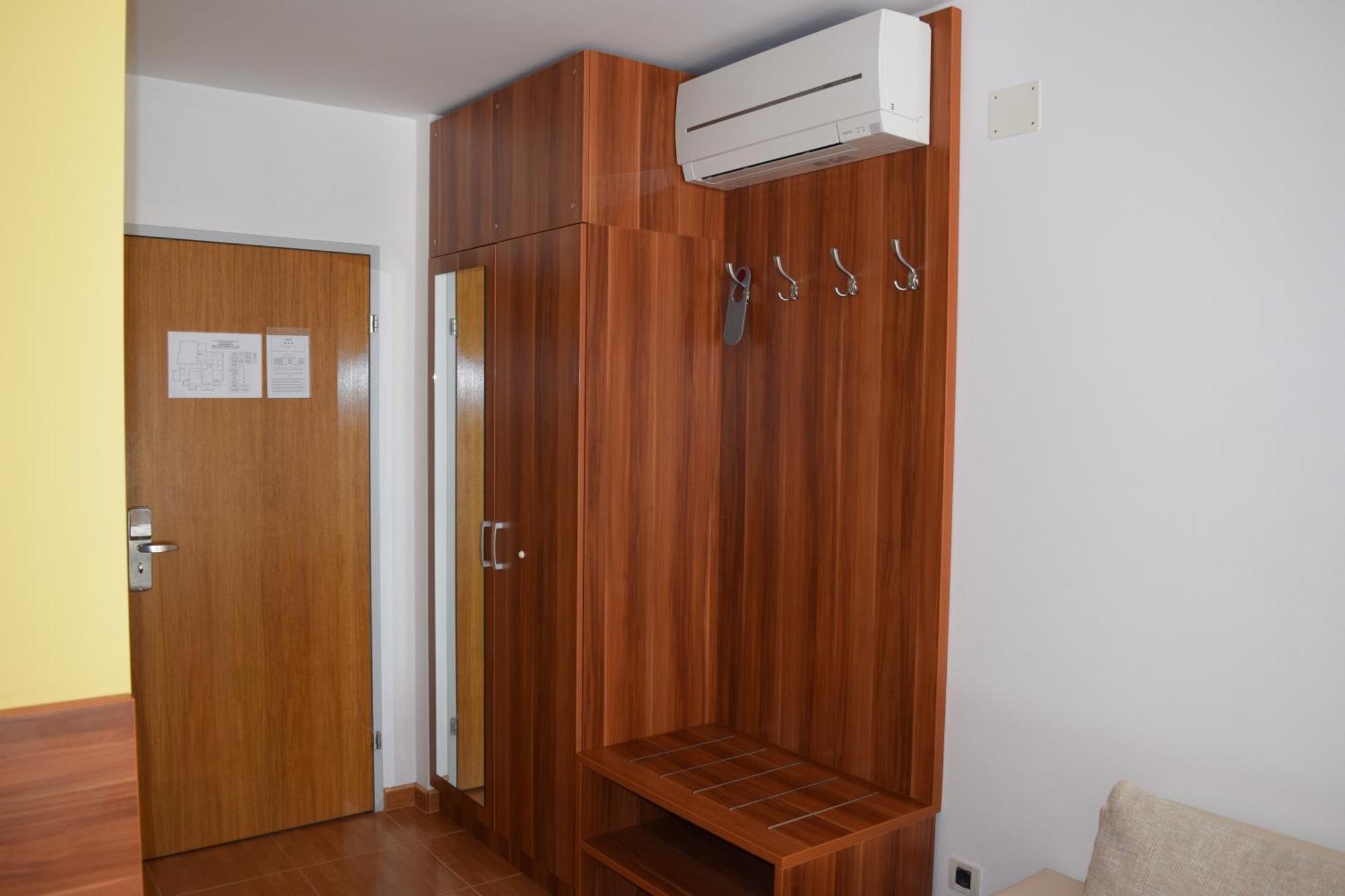 Bed & Breakfast Grgic Novigrad Istria Exterior foto